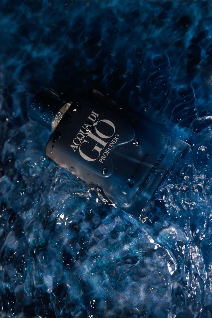 Giorgio Armani Acqua Di Gio Profondo Eau de Parfum